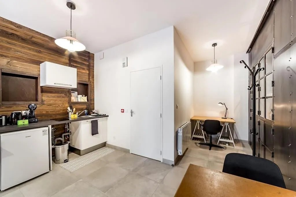 Superbe Studio Style Industriel A Charbonniere Charbonnieres-les-Bains 0*,